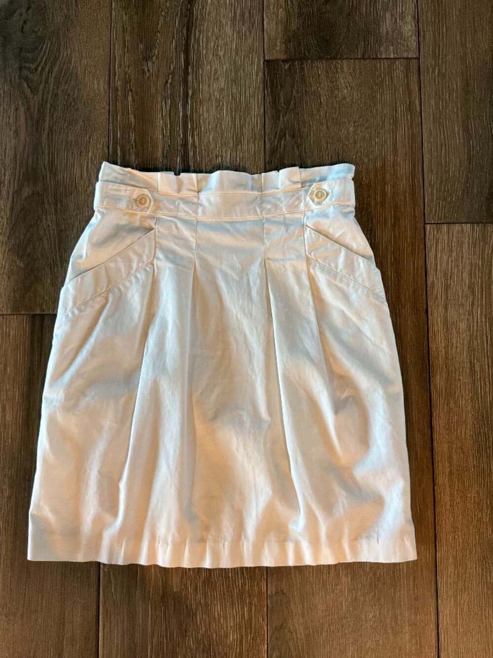 BCBG MAXAZRIA High waist pleated lined pockets ivory skirt size 8